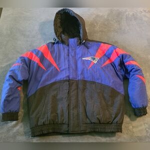 VTG  APEX ONE NEW ENGLAND PATRIOTS SHARKTOOTH FULL ZIPP WITH HOOD JACKET SIZE XL